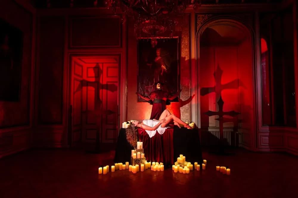 Halloween Ball by Cirque Rouge – Bild 1