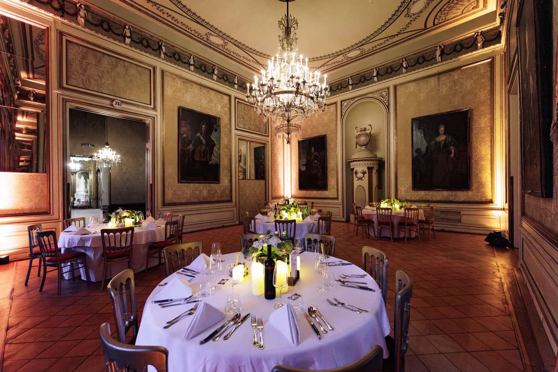 Kronprinz Rudolf Saal – Bild 1